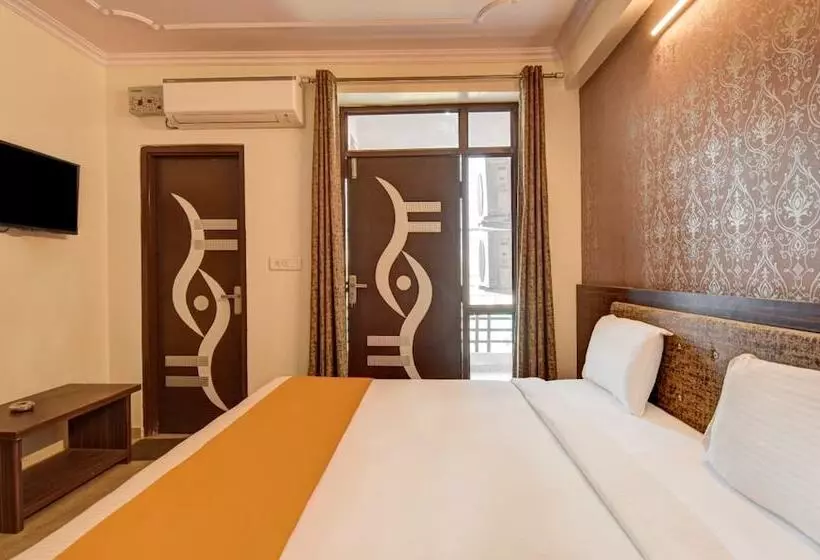 Hotel Radha Nikunj Residency
