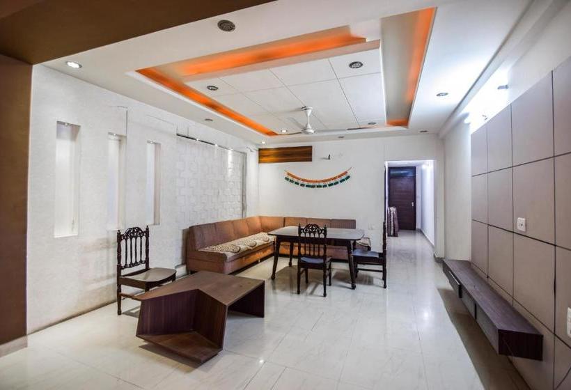 Hotel Shreenath Ji Inn