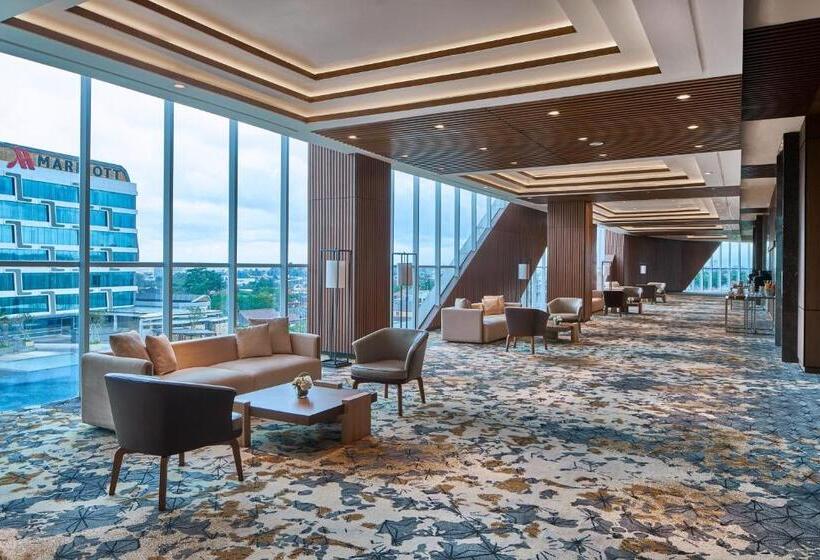 בית מלון כפרי Yogyakarta Marriott