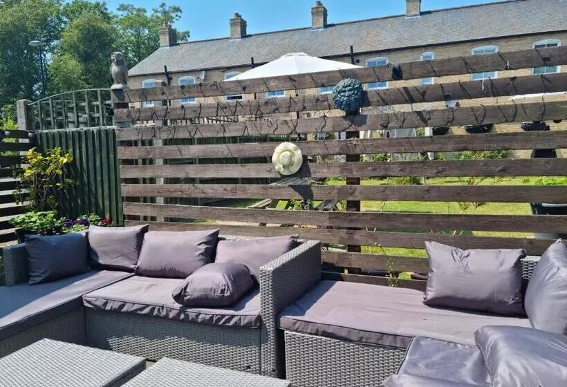 Aamiaismajoitus (B&B) Anchor House