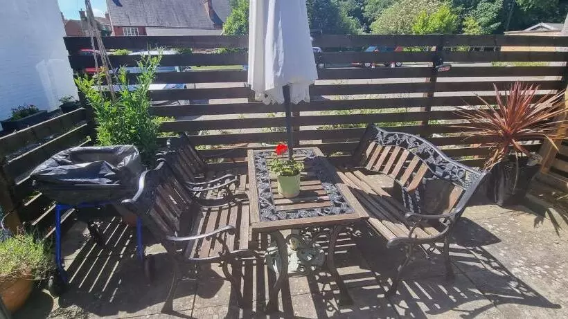 Aamiaismajoitus (B&B) Anchor House