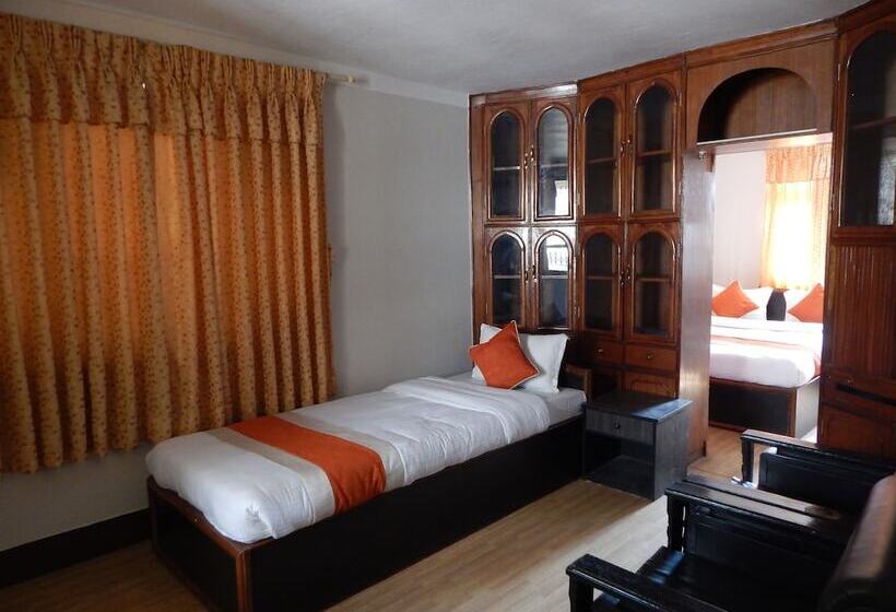 تختخواب و صبحانه Giramondo