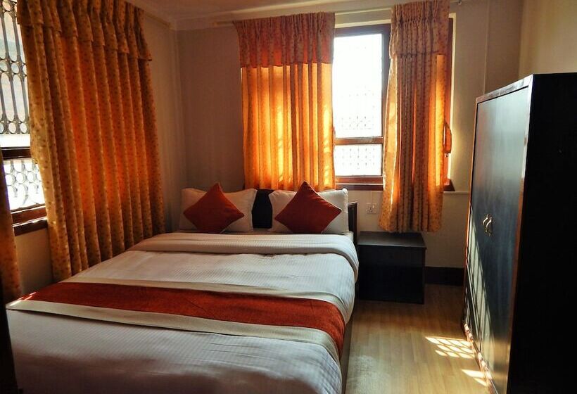 تختخواب و صبحانه Giramondo