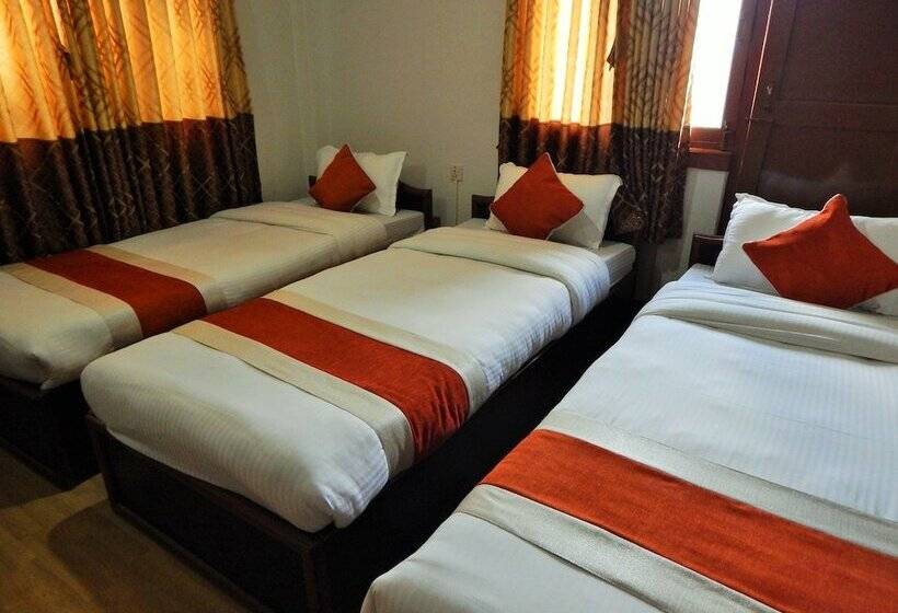 تختخواب و صبحانه Giramondo