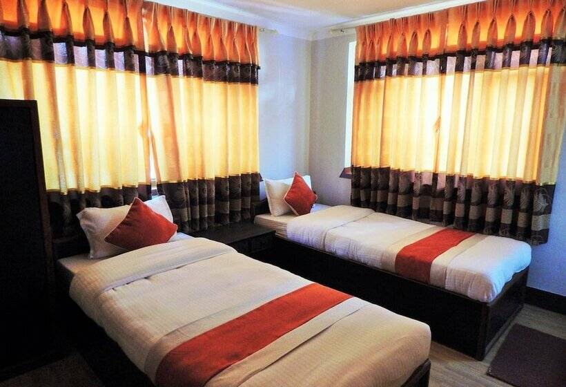 تختخواب و صبحانه Giramondo