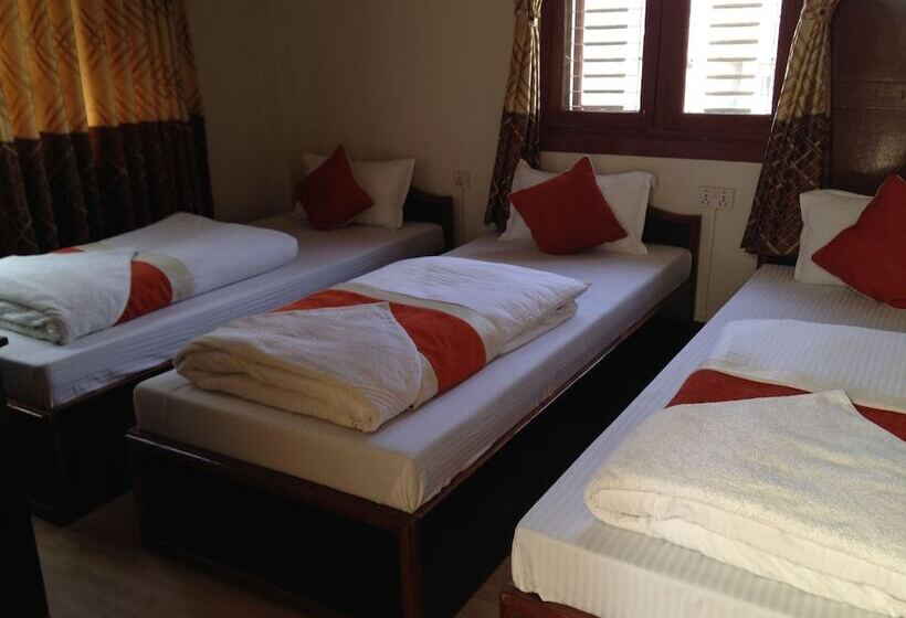 تختخواب و صبحانه Giramondo