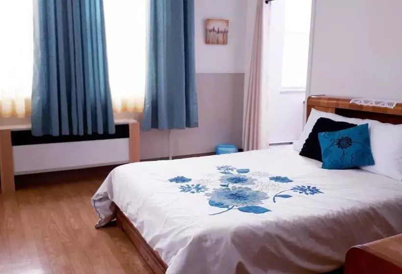 Bed and Breakfast Mhotel Domaine L Envolée  Maison Fleurie