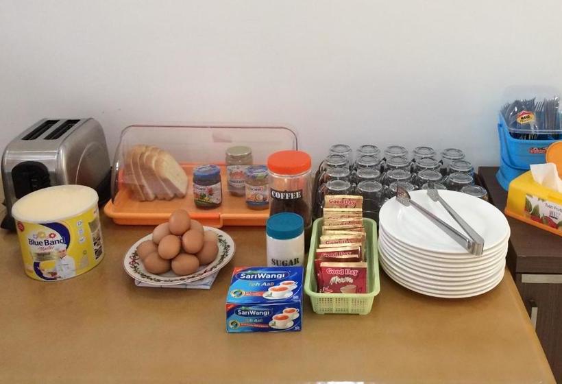 Bookit Backpacker Hostel