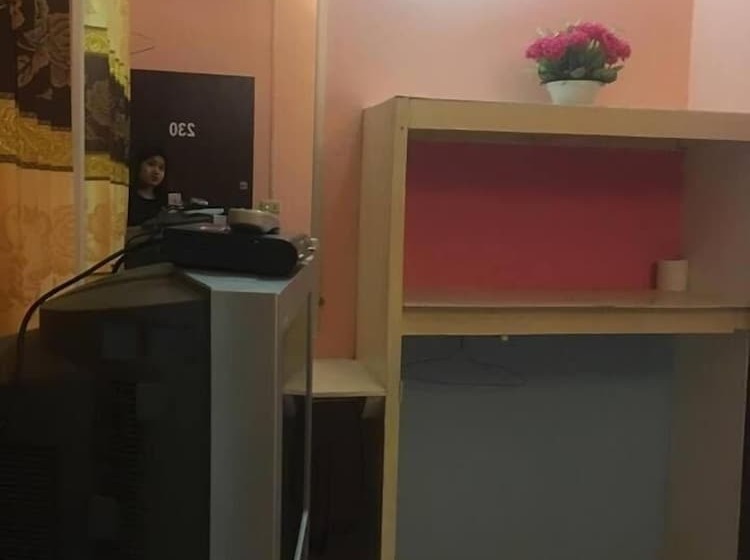 酒店 Adchara Mansion