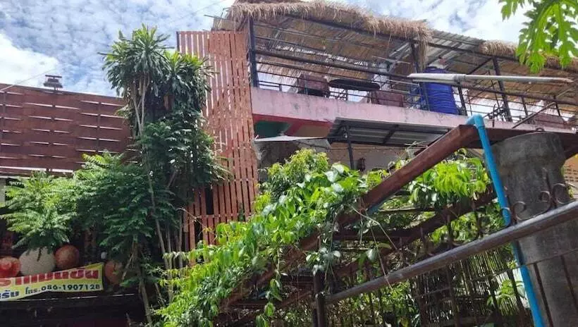 هتل Adchara Mansion