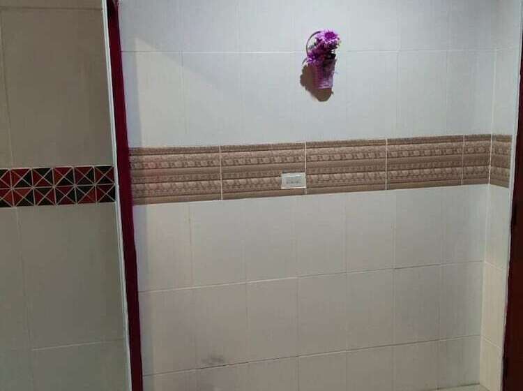 酒店 Adchara Mansion