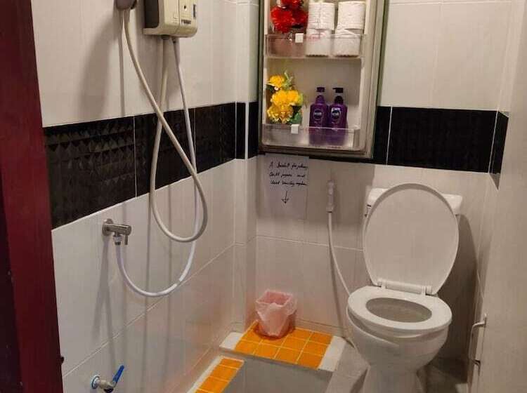 酒店 Adchara Mansion