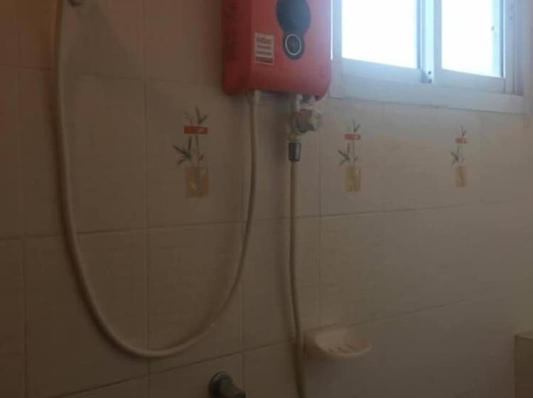 酒店 Adchara Mansion