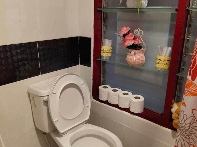 酒店 Adchara Mansion