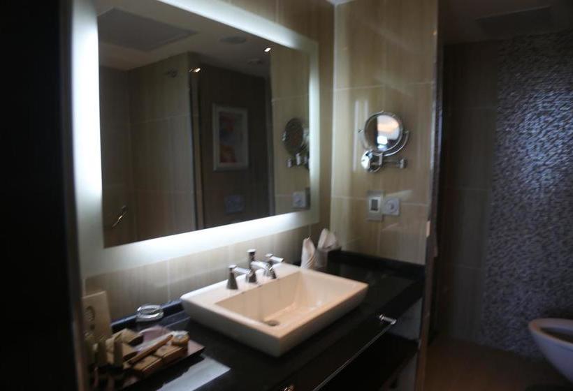 هتل Pearl Of Africa