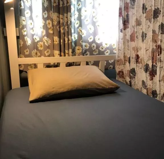 Nakara Hostel Ayutthaya