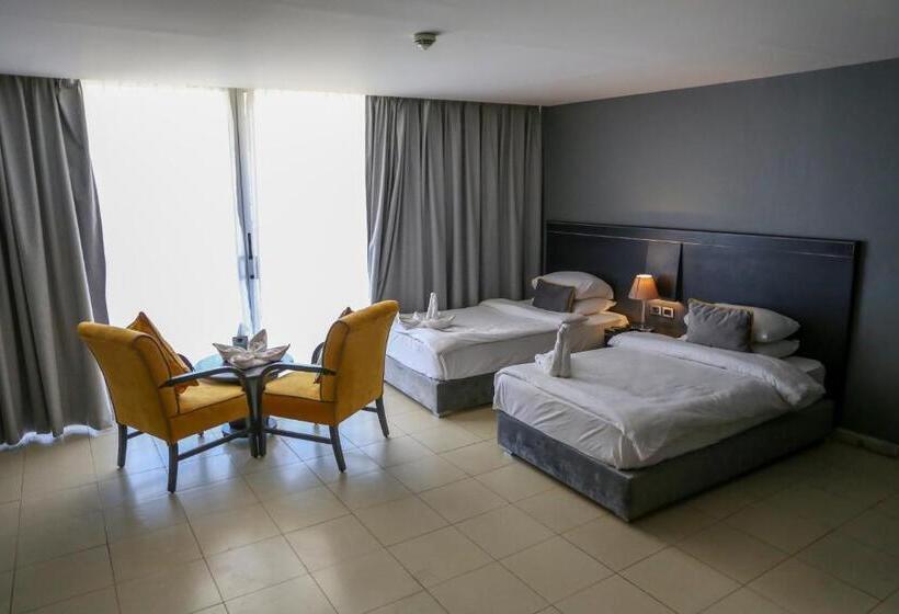 O Beach Hotel & Resort