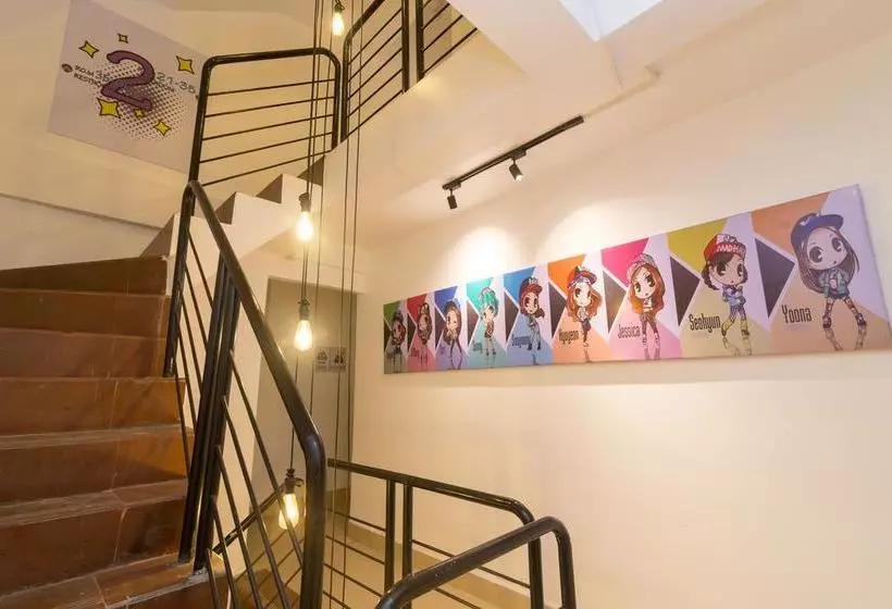 Oops Hostel