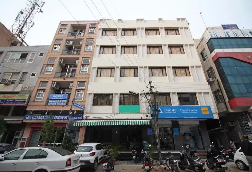ホテル Kanhiya