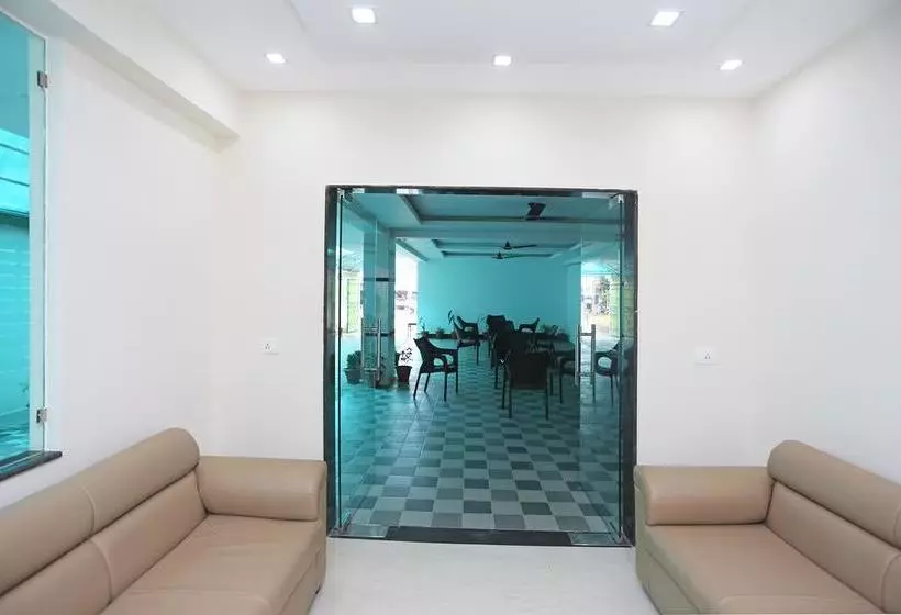 ホテル Capital O 9344  Gangotri