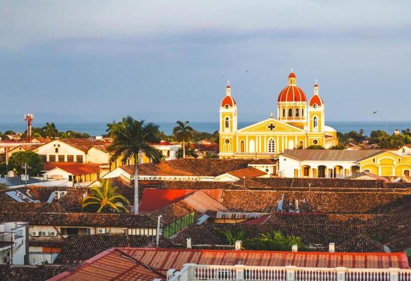 هاستل Socialtel Granada Formerly Selina Granada