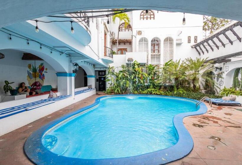 هاستل Socialtel Granada Formerly Selina Granada