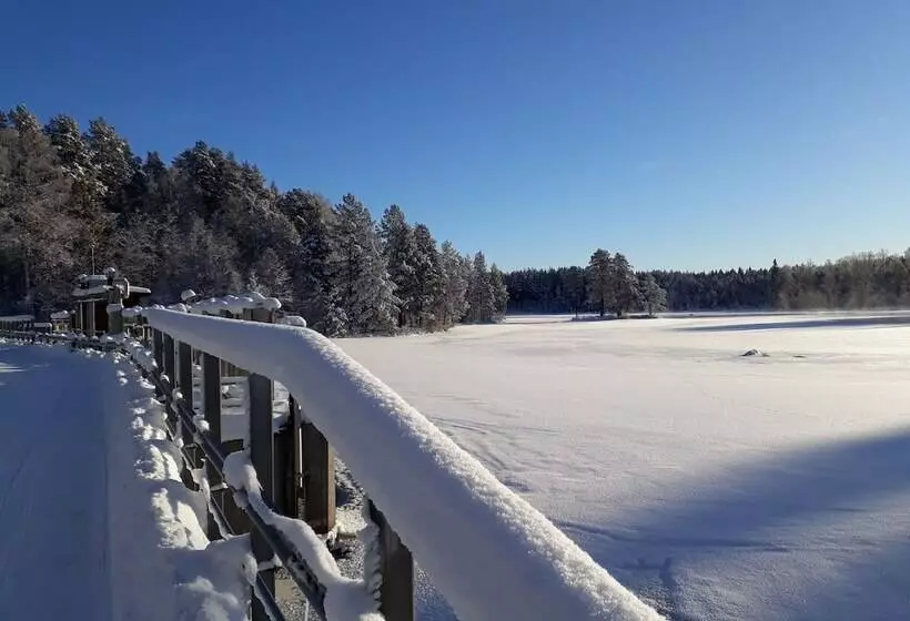 Aamiaismajoitus (B&B) Geijersholms Herrgård