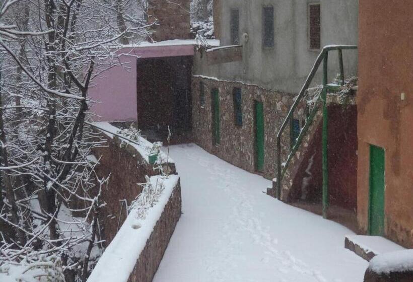 مبيت وإفطار Gite Ousalem