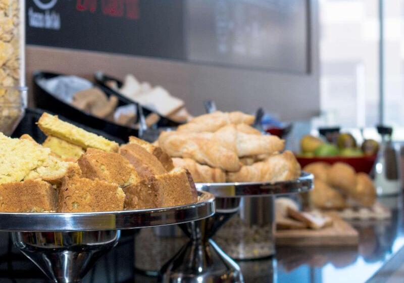 فندق Ibis Calama