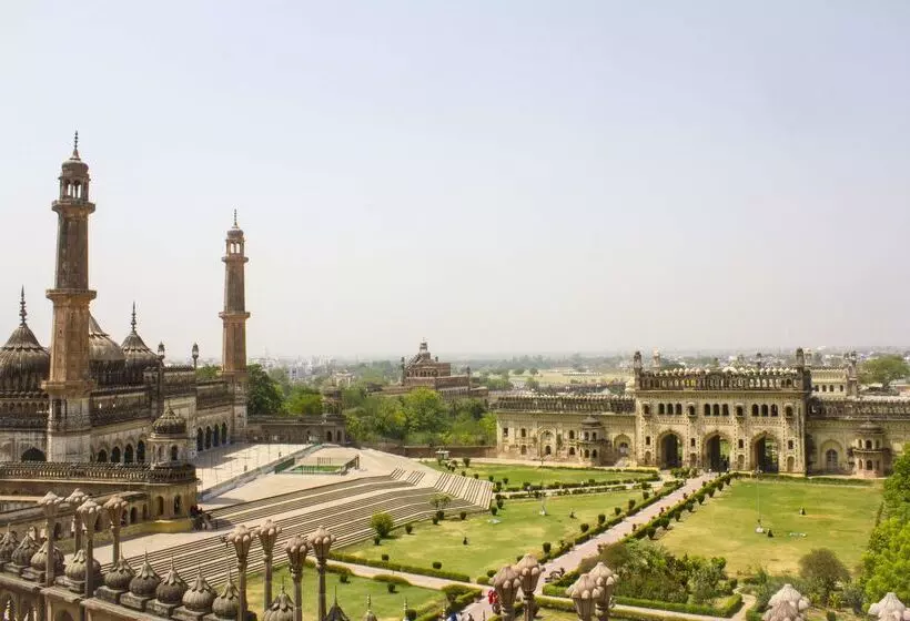 ホテル Radisson Lucknow City Center
