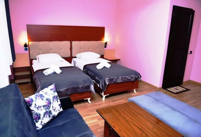 هتل Yaffle Inn Shaki Boutique