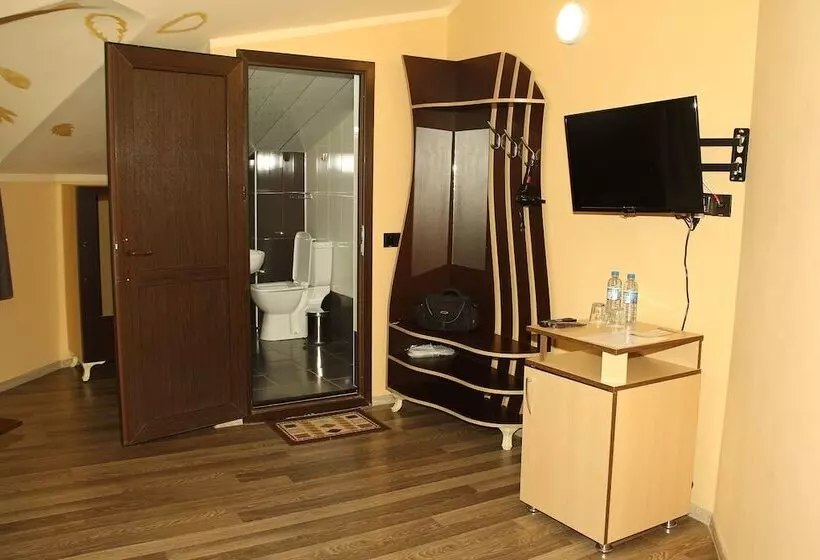 هتل Yaffle Inn Shaki Boutique