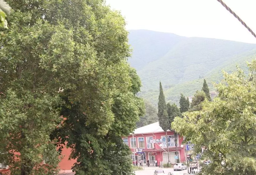 هتل Yaffle Inn Shaki Boutique