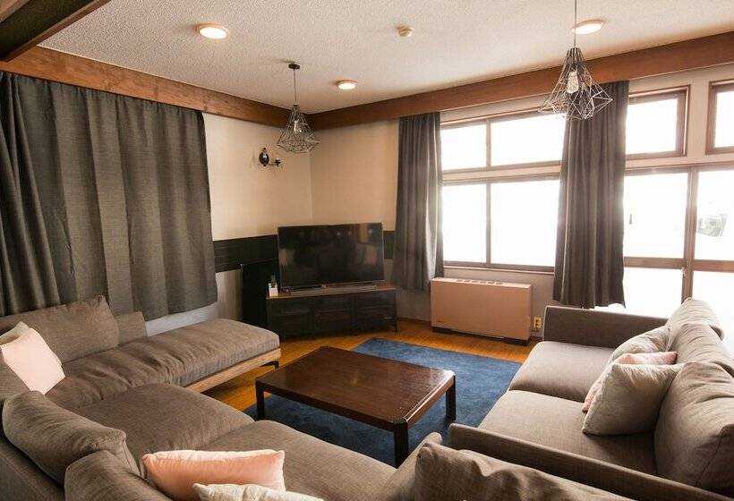 渡假胜地  Base Camp The Lodge