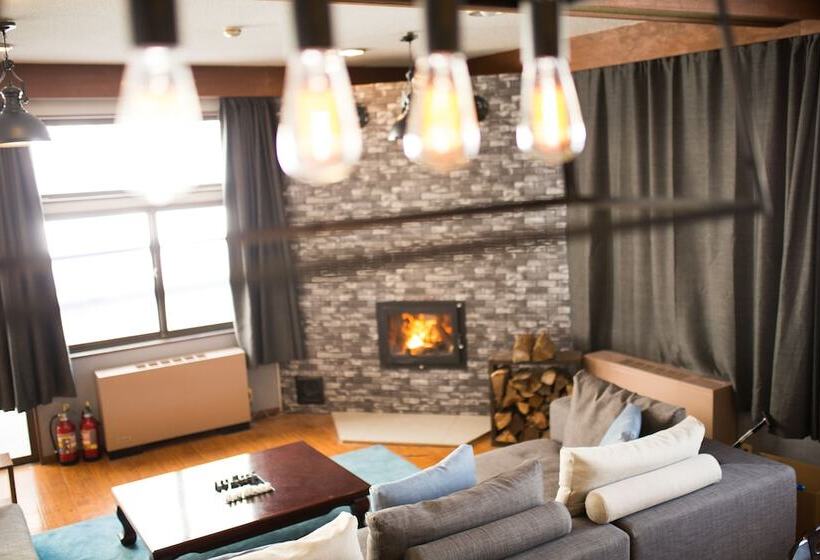 渡假胜地  Base Camp The Lodge