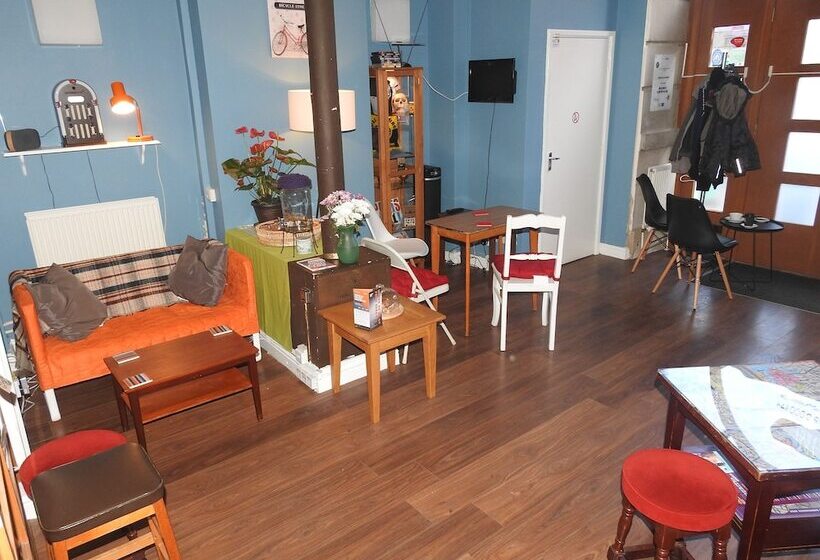 호스텔 Hull Trinity Backpackers