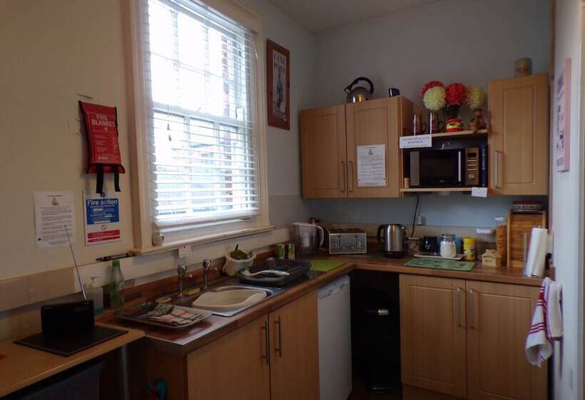 호스텔 Hull Trinity Backpackers