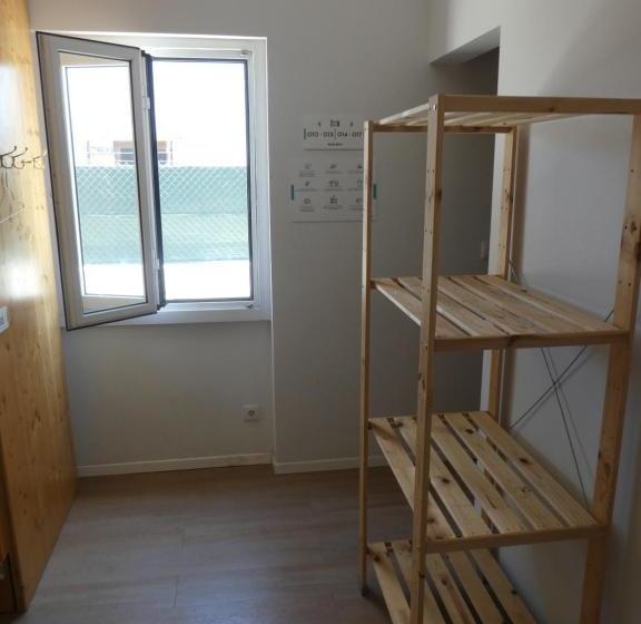 הוסטל Incosta Surf House