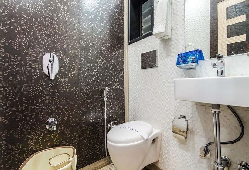 ユースホステル Room Maangta 136   Cst