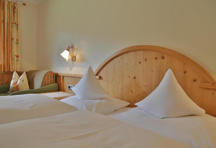 Bed and Breakfast Haus Waldheim