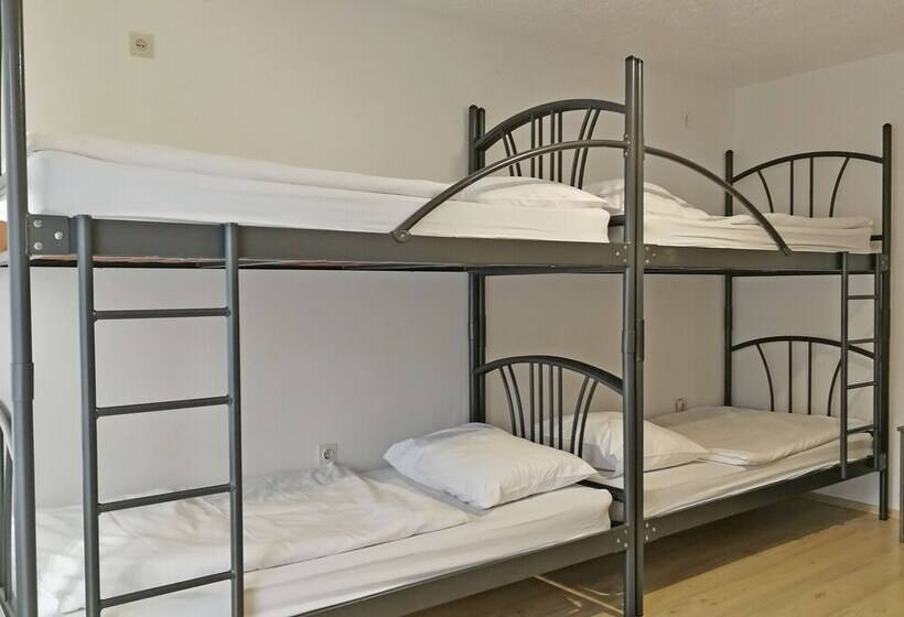 Depandace Cerkno   Hostel