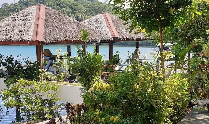 Edgewater Dive & Spa Resort