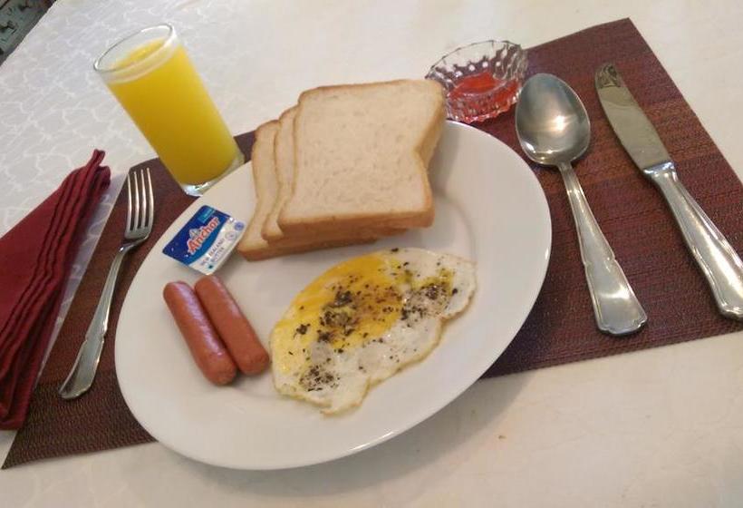 Отель Belga Boutique