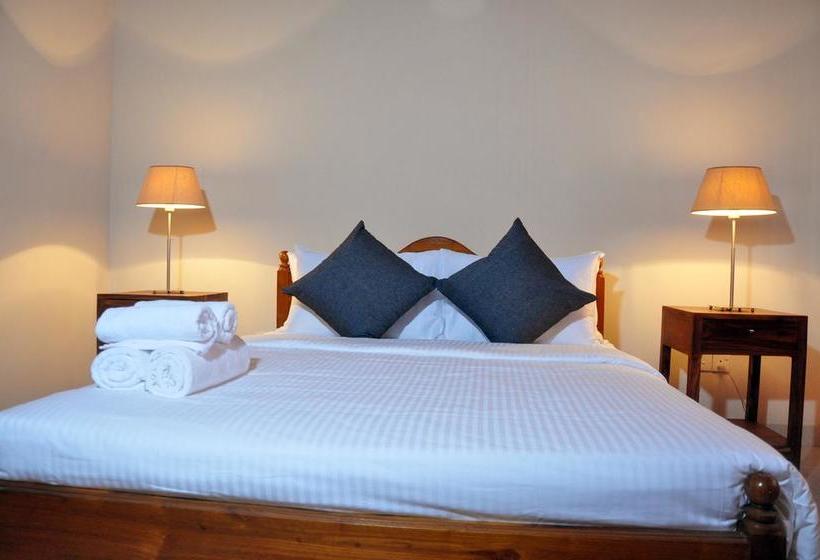 Отель Belga Boutique