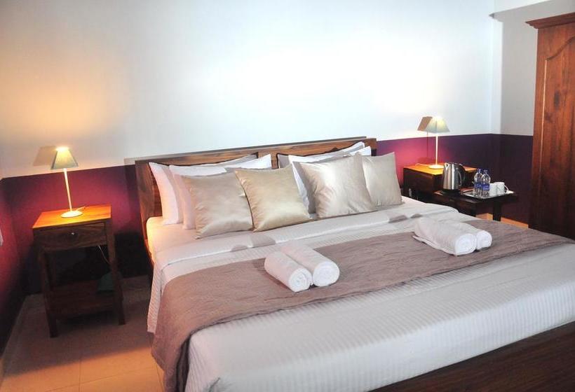 Отель Belga Boutique