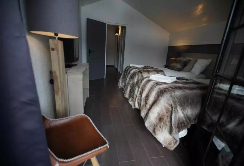 ホテル Champoussin Lodge