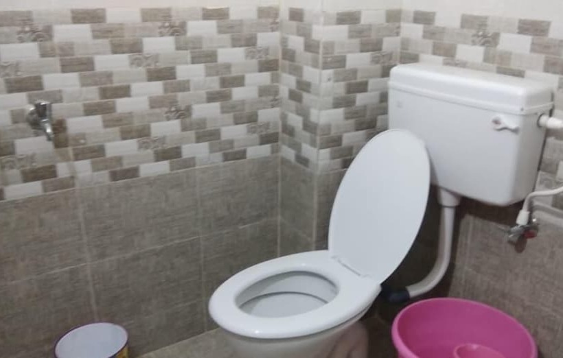 Hotel Iroomz Subhadra Comforts