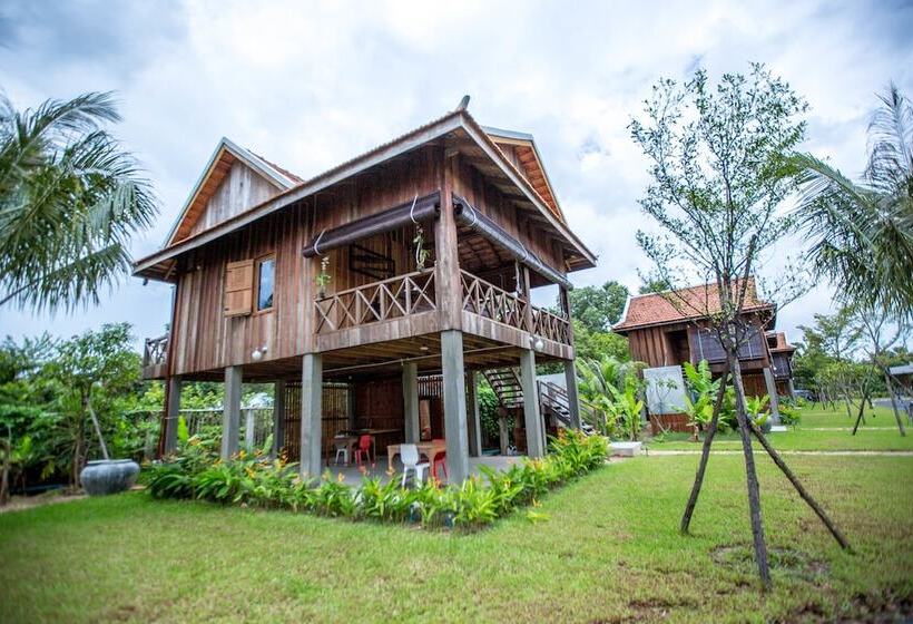 فندق Kampot River Residence