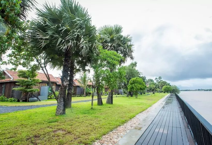 ホテル Kampot River Residence