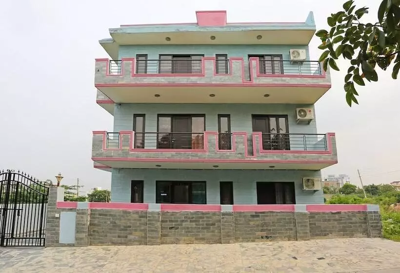 Hotelli Oyo Rooms Greenfield